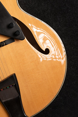 Полуакустическая гитара Peerless Imperial NA - купить в "Гитарном Клубе"