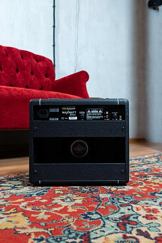 Комбоусилитель для электрогитары HIWATT MAXWATT G20, 1х8", 20Вт - купить в "Гитарном Клубе"