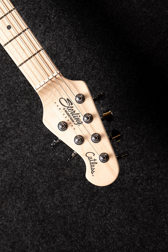 Электрогитара Sterling Cutlass SSS Daphne Blue - купить в "Гитарном Клубе"