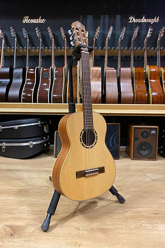 Классическая гитара Ortega R121 Family Series 3/4 - купить в "Гитарном Клубе"