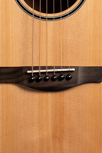 Акустическая гитара Covenant 150R - купить в "Гитарном Клубе"