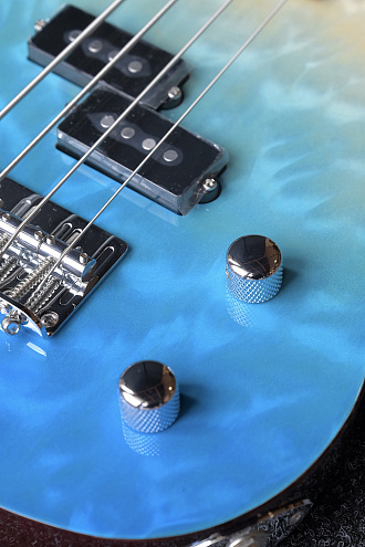 Бас-гитара уменьшенная Flight Mini Bass TBL - купить в "Гитарном Клубе"