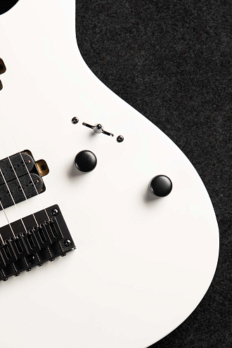 Электрогитара Spira S-400 MWH - купить в "Гитарном Клубе"