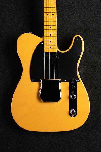Электрогитара Fender AVRI