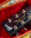 Электрогитара Gibson Les Paul Classic Ebony - купить в "Гитарном Клубе"