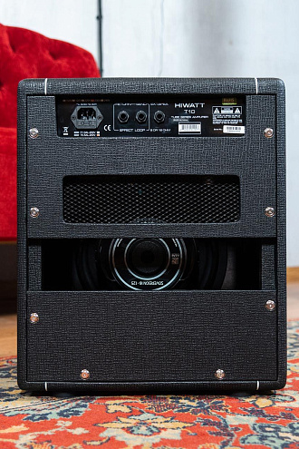 Ламповый комбоусилитель для электрогитары HIWATT T10, 1х10", 5Вт - купить в "Гитарном Клубе"