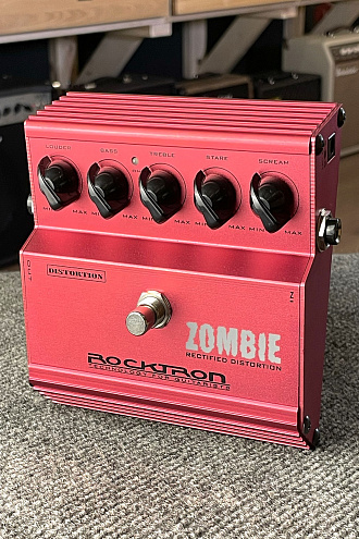 Гитарная педаль Rocktron Zombie Rectified Distortion - купить в "Гитарном Клубе"