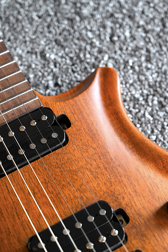 Электрогитара Covenant Custom Model Be Matte Natural - купить в "Гитарном Клубе"