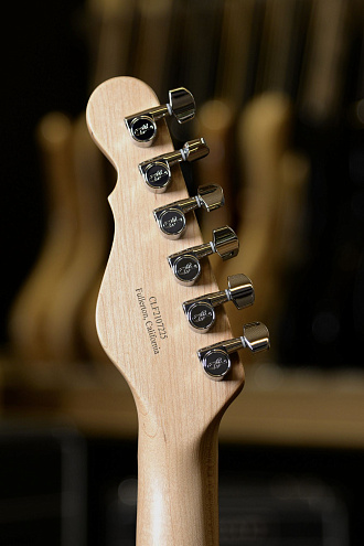 Электрогитара G&L ASAT Classic Semi-Hollow Blonde MP - купить в "Гитарном Клубе"