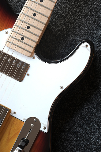 Электрогитара G&L ASAT Classic Bluesboy Semi-Hollow 3-Tone Sunburst MP - купить в "Гитарном Клубе"