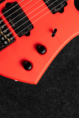 Электрогитара Khmelevsky Wing Red Rocket #141 - купить в "Гитарном Клубе"