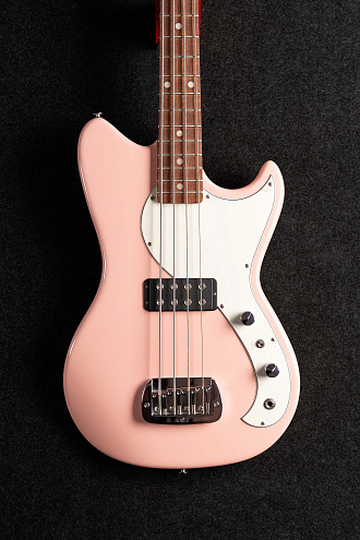 Бас-гитара G&L FD Fallout Shortscale Bass Shell Pink CR - купить в "Гитарном Клубе"