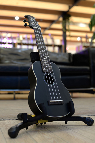 Укулеле Ovation UCS10-5S Soprano - купить в "Гитарном Клубе"