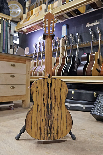 Классическая гитара Alhambra Conservatory 6 White Ebony - купить в "Гитарном Клубе"