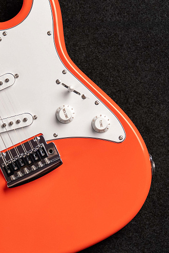 Электрогитара Sterling Cutlass SSS Fiesta Red - купить в "Гитарном Клубе"