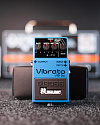 Гитарная педаль Boss VB-2W, Vibrato - купить в "Гитарном Клубе"