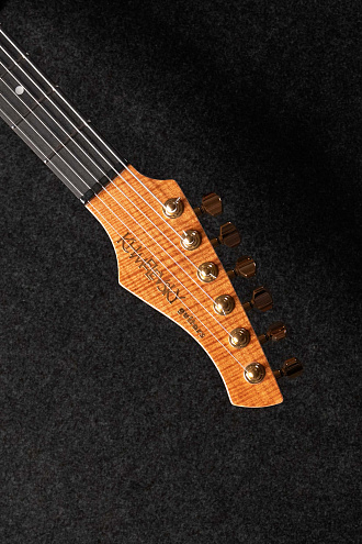 Электрогитара Khmelevsky HV Eye of a Tiger - купить в "Гитарном Клубе"