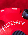 Гитарная педаль Dunlop JDF2 FuzzFace Distortion - купить в "Гитарном Клубе"