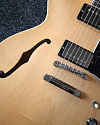 Электрогитара Gibson ES-335 Satin Vintage Natural, 2021 - купить в "Гитарном Клубе"