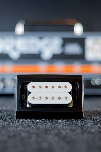 Гитарный звукосниматель DiMarzio DP191W Air Classic, Bridge - купить в "Гитарном Клубе"