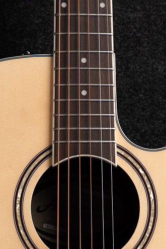 Электроакустическая гитара Ovation Applause AB24II-4S Balladeer Mid Cutaway Natural Satin - купить в "Гитарном Клубе"