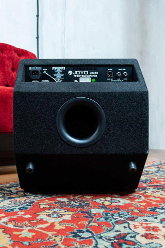 Комбоусилитель для бас-гитары JOYO JBA-70 - купить в "Гитарном Клубе"