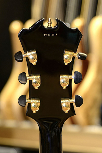 Полуакустическая гитара Peerless Martin Taylor Maestro - купить в "Гитарном Клубе"