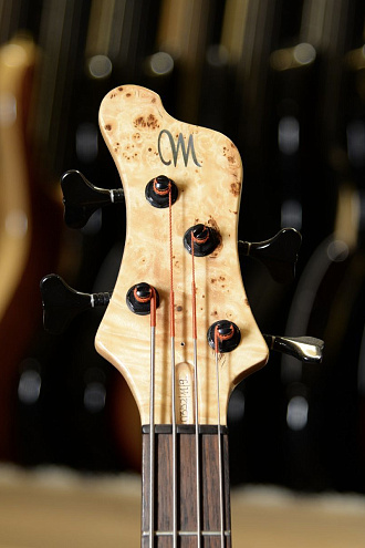 Бас-гитара Mayones Comodous 4 Classic Eye Poplar - купить в "Гитарном Клубе"