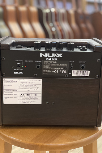 Комбоусилитель для акустической гитары Nux AC-25, 25Вт - купить в "Гитарном Клубе"