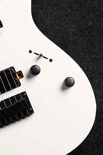 Электрогитара Spira S-407 MWH - купить в "Гитарном Клубе"