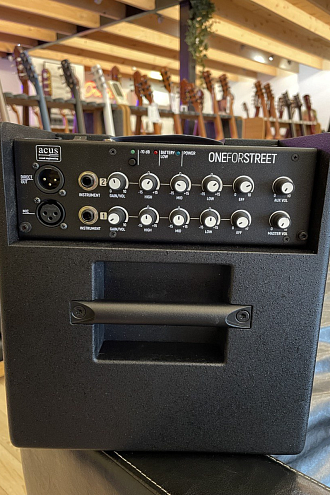 Комбоусилитель для акустической гитары Acus One ForStreet 5 Black, 40Вт - купить в "Гитарном Клубе"