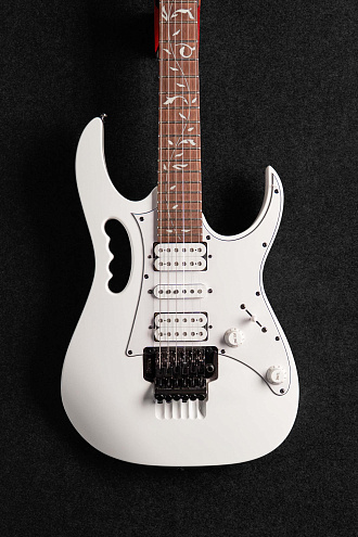 Электрогитара Ibanez Jemjr - Wh - купить в "Гитарном Клубе"