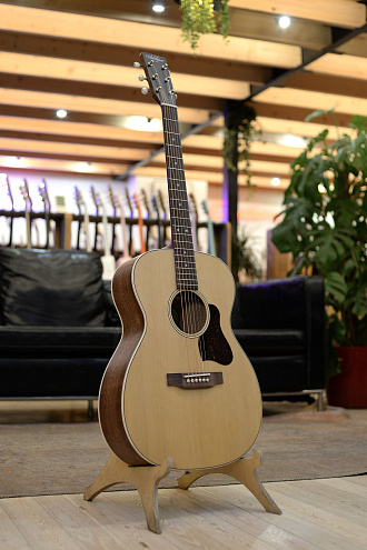 Электроакустическая гитара Art & Lutherie Legacy Natural EQ - купить в "Гитарном Клубе"