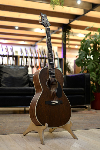 Электроакустическая гитара PRS SE P20E Parlor W/Piezo Satin Mahogany - купить в "Гитарном Клубе"