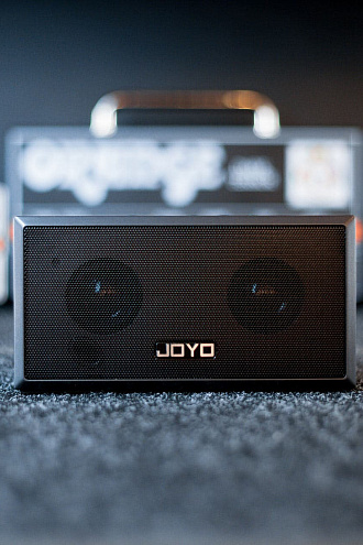 Мини-комбоусилитель для электрогитары JOYO Top-GT Bluetooth, черный - купить в "Гитарном Клубе"