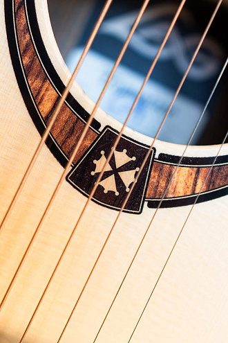 Акустическая гитара LAG GLA T318D - купить в "Гитарном Клубе"