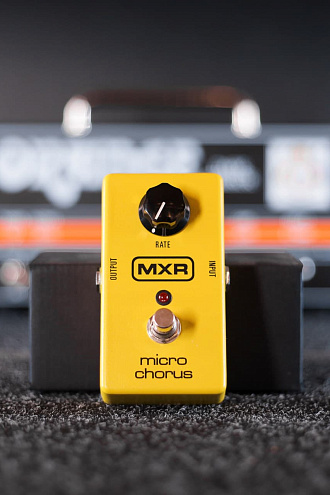 Гитарная педаль Dunlop MXR M148 Micro Chorus - купить в "Гитарном Клубе"