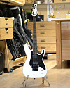 Электрогитара Schecter Sun Valley Super Shredder Fr S Gloss White - купить в "Гитарном Клубе"