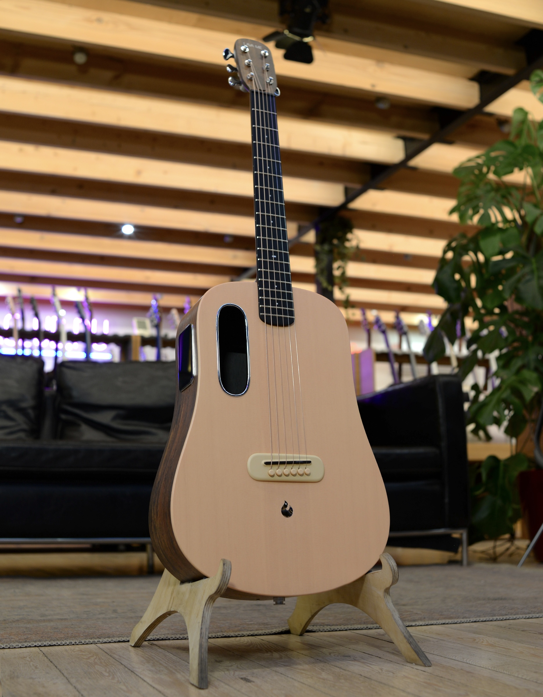 Трансакустическая гитара Lava Me-4 Spruce 36” - купить в "Гитарном Клубе"